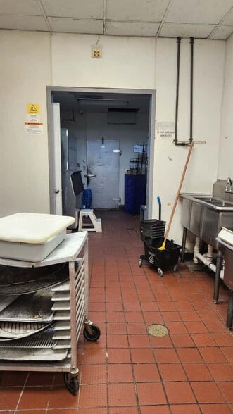 More Photos Of 23255 Kingsland Blvd, Katy Restaurant For Lease