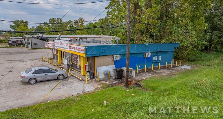 Primary Photo Of 15743 Lee Rd, Houston Convenience Store For Sale