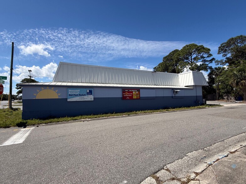 More Photos Of 2916 S Washington Ave, Titusville Freestanding For Sale