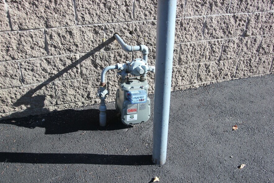 More Photos Of 326 Union St, Franklin Storefront Retail Office For Sale