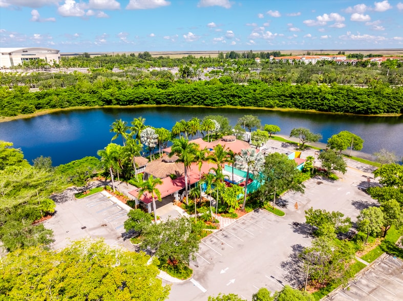 More Photos Of 2750 Sawgrass Mills Cir, Fort Lauderdale Restaurant For Lease