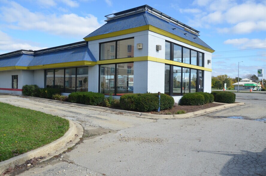 More Photos Of 2625 Rock Creek Blvd, Joliet Fast Food For Sale