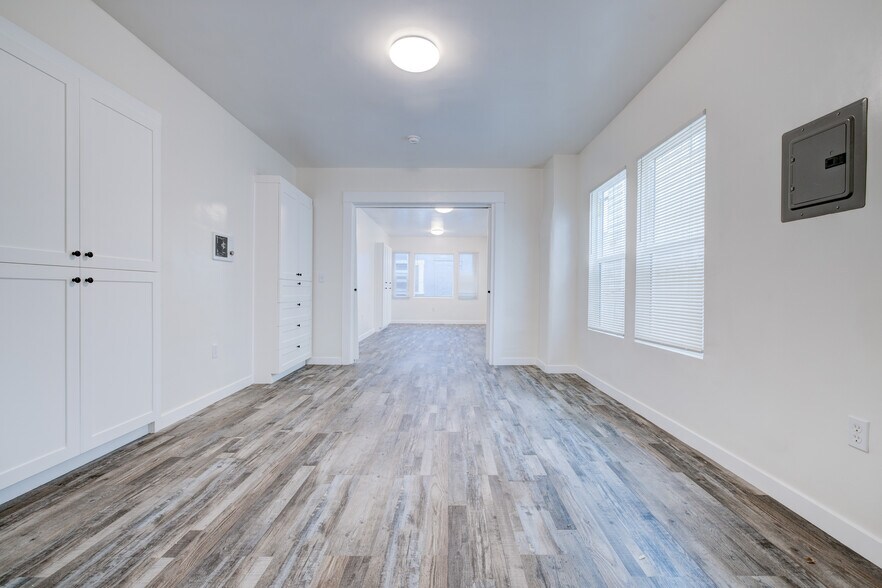 More Photos Of 12 1/2 25th Pl, Venice Apartments For Sale