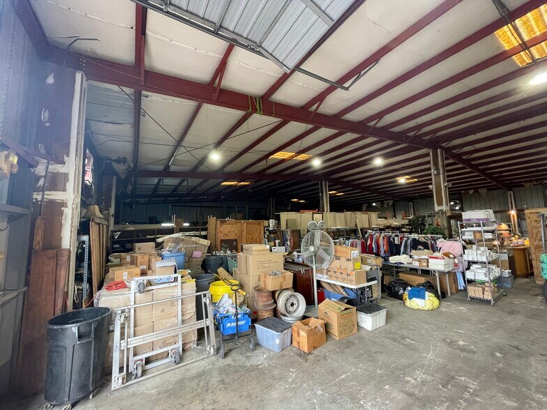 More Photos Of 903 Brenda St, Houston Warehouse For Sale