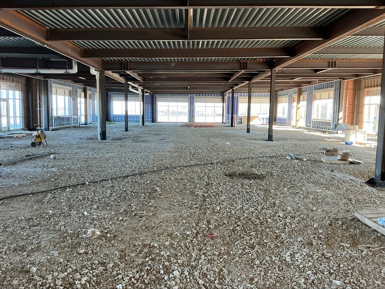 More Photos Of 1027 S Trimble Rd, Mansfield Medical For Lease