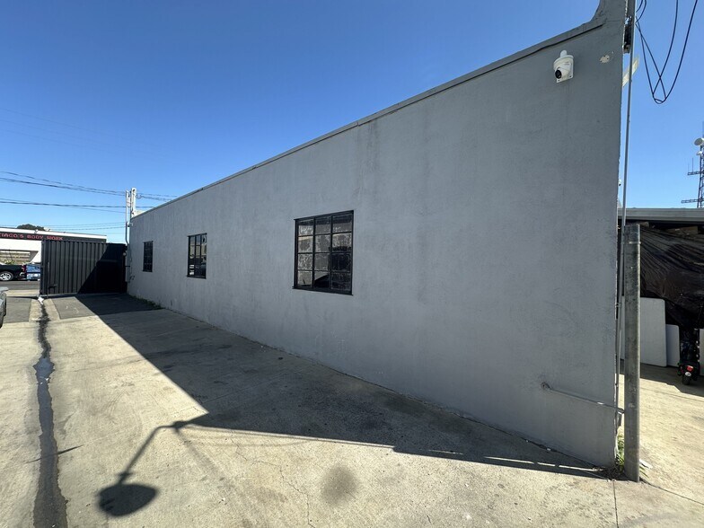 More Photos Of 11592 Anabel, Garden Grove Service For Sale