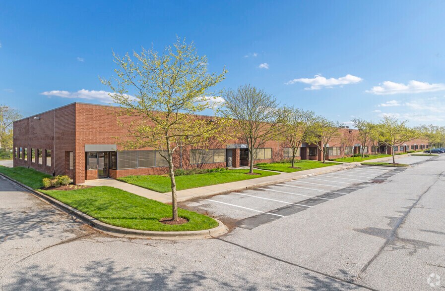 More Photos Of 910 Cromwell Park Dr, Glen Burnie Unknown For Lease