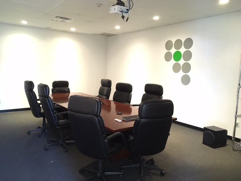 More Photos Of 7 Research Dr, Woodbridge Office For Sale