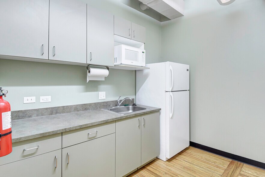 More Photos Of 450 Lincoln St, Denver Office For Lease