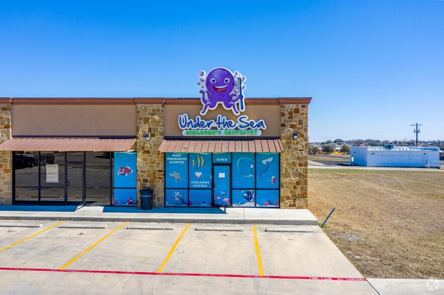 More Photos Of 8340 FM-78, Converse Storefront Retail Office For Lease