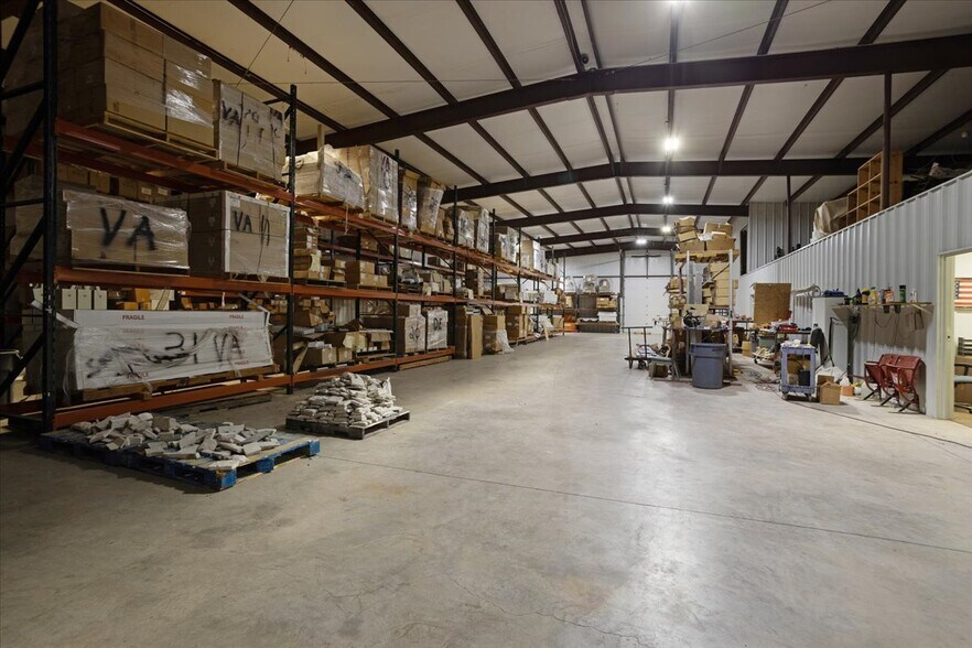 More Photos Of 350 Nails Crossing Rd, Caddo Warehouse For Sale