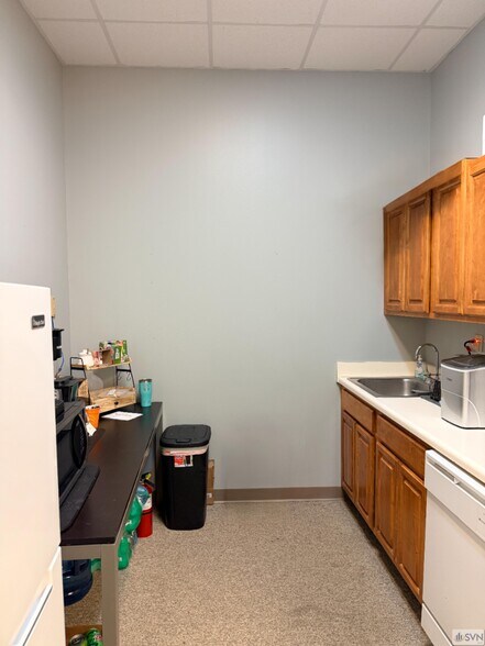 More Photos Of 1000 Towne Center Blvd, Pooler Medical For Lease