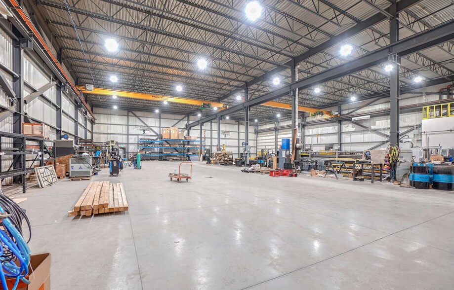 More Photos Of 1000 Rue Gaudette, Saint-jean-sur-richelieu Warehouse For Lease