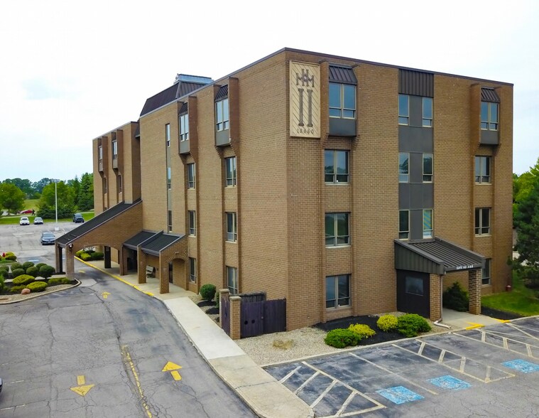 More Photos Of 18660 E Bagley Rd, Middleburg Heights Medical For Lease