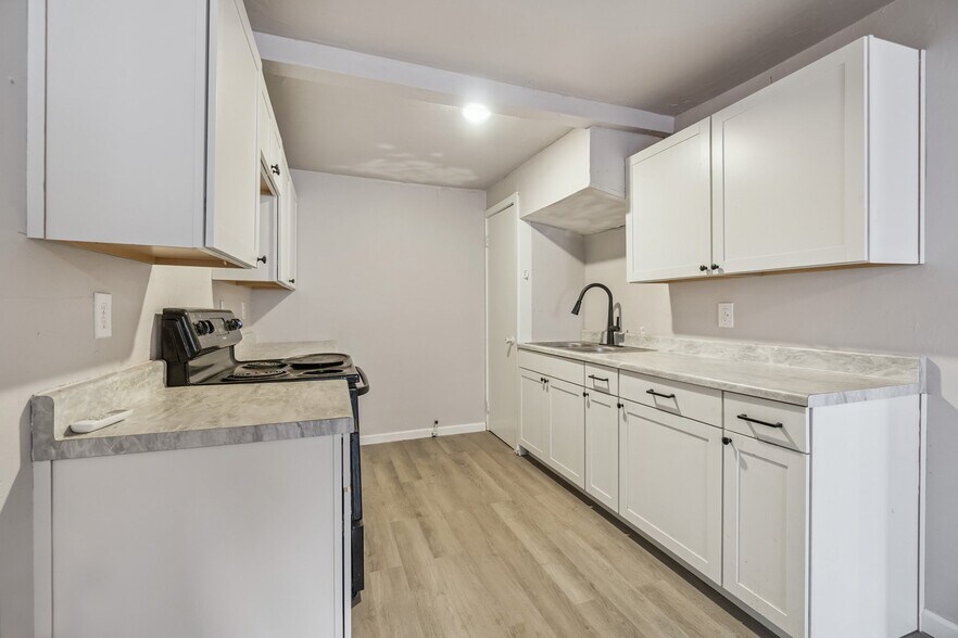 More Photos Of 740 Deans Row Ave, Norman Apartments For Sale