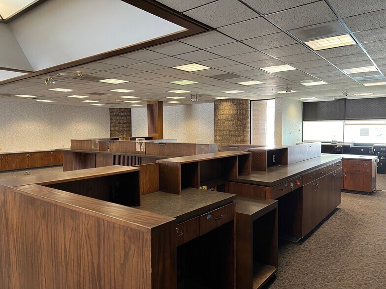 More Photos Of 502 2nd Ave N, Wahpeton Office For Sale