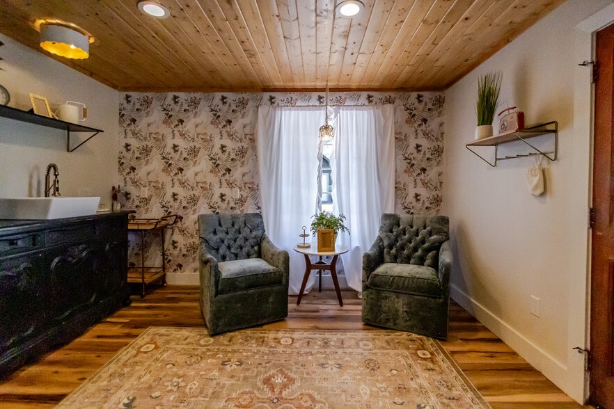 More Photos Of 6385 W White Mountain Blvd, Lakeside Lodge Meeting Hall For Sale