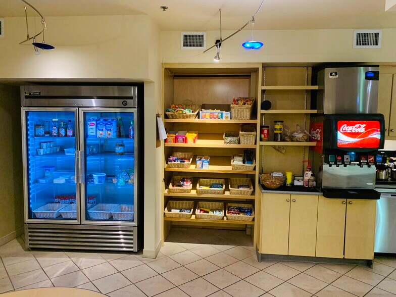 More Photos Of 1315 Cornwall Ave, Bellingham Office For Sale