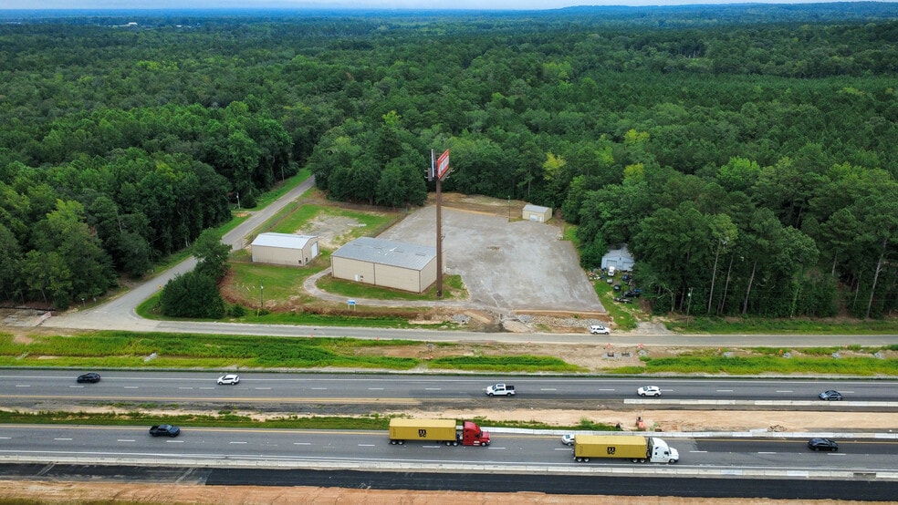 More Photos Of 204 Creeks Edge Ln, Swansea Warehouse For Lease