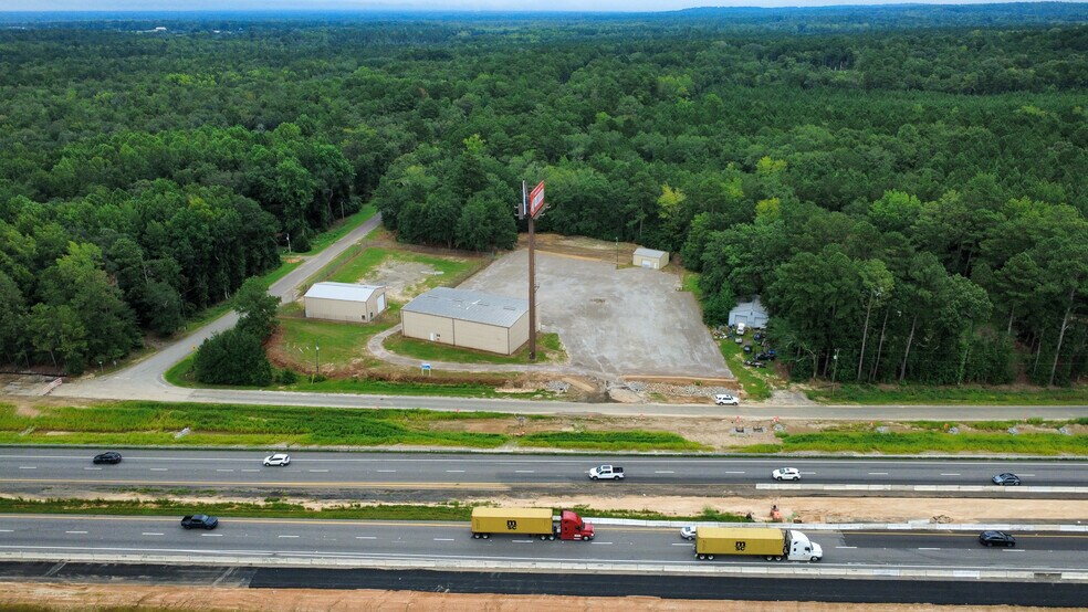 More Photos Of 204 Creeks Edge Ln, Swansea Warehouse For Lease