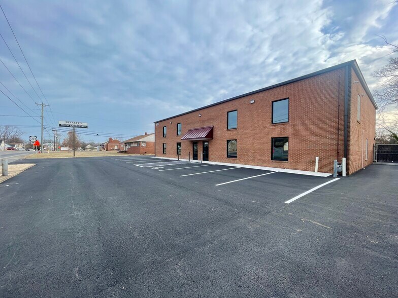 More Photos Of 3925 Lafayette Blvd, Fredericksburg Flex For Lease