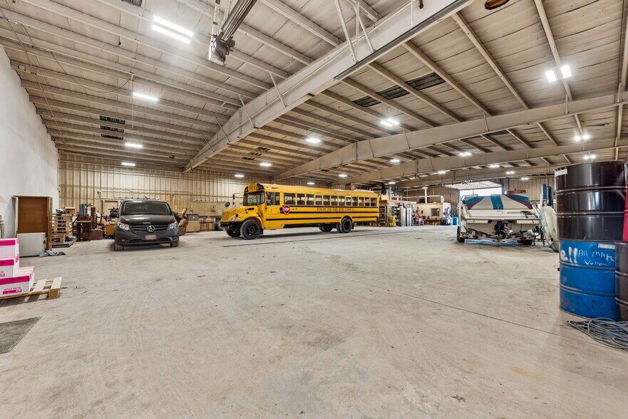 More Photos Of 675 W Plane St, Bethel Freestanding For Sale