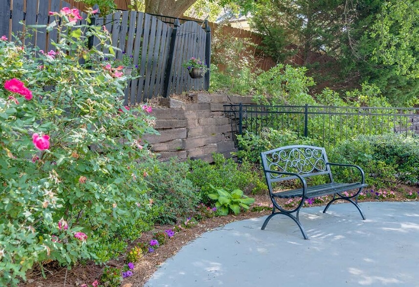 More Photos Of 519 Lawrenceville St, Norcross Assisted Living For Sale