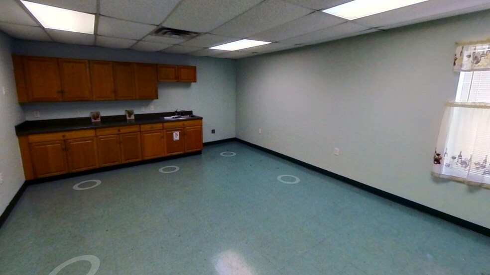 More Photos Of 3002 Jean Lafitte Pky, Chalmette Medical For Lease