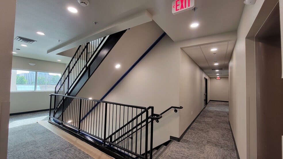 More Photos Of 418 E Rosser Ave, Bismarck Loft Creative Space For Lease