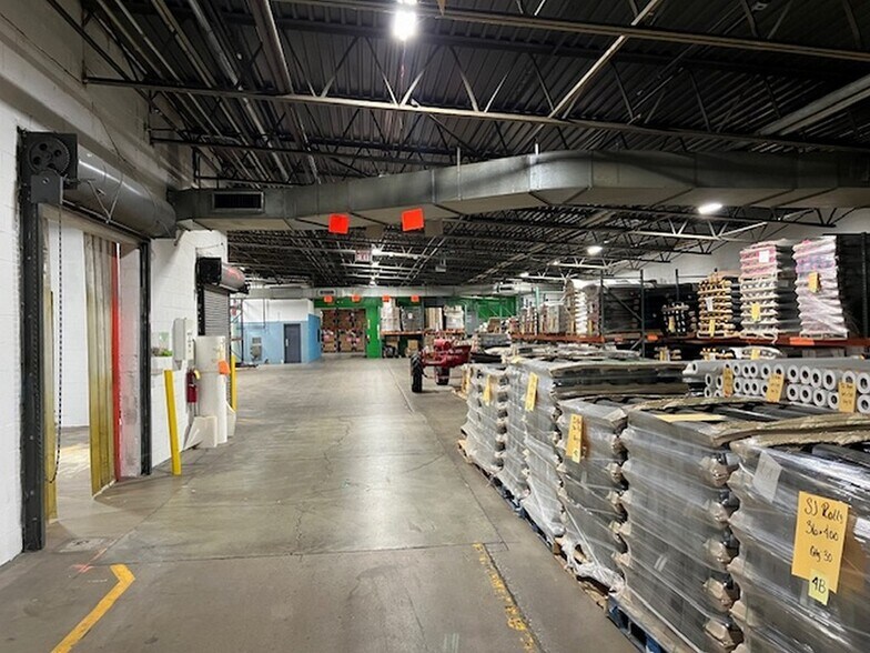 More Photos Of 1150 McConnell Rd, Woodstock Warehouse For Lease