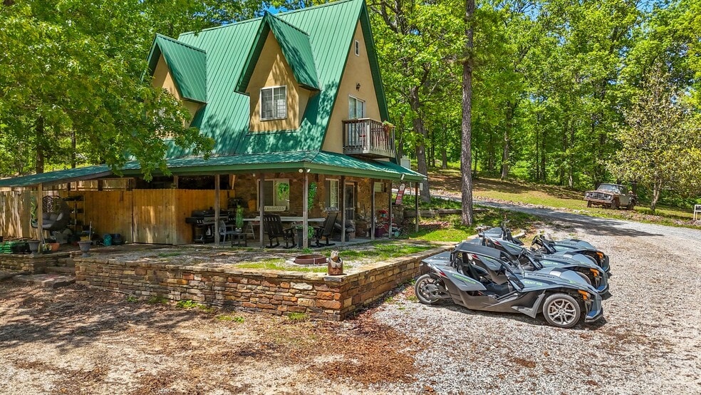 More Photos Of 10 Mint Ridge Rd, Eureka Springs Trailer Camper Park For Sale