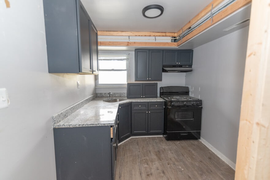 More Photos Of 4907-4921 Frederick Ave, Baltimore Apartments For Sale