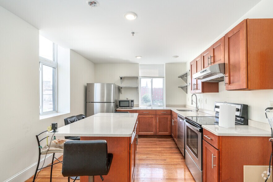 More Photos Of 257 Washington St, Binghamton Apartments For Sale