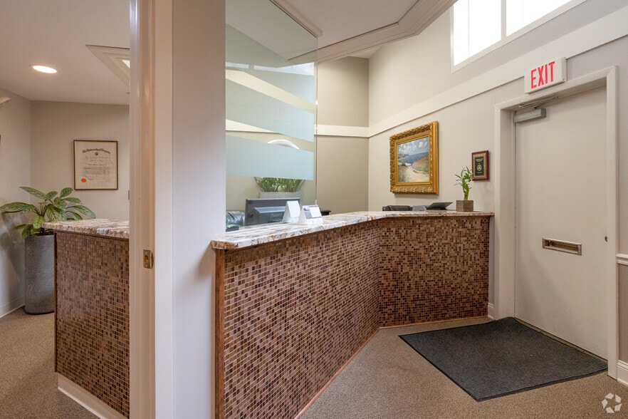 More Photos Of 601 Ewing St, Princeton Unknown For Lease