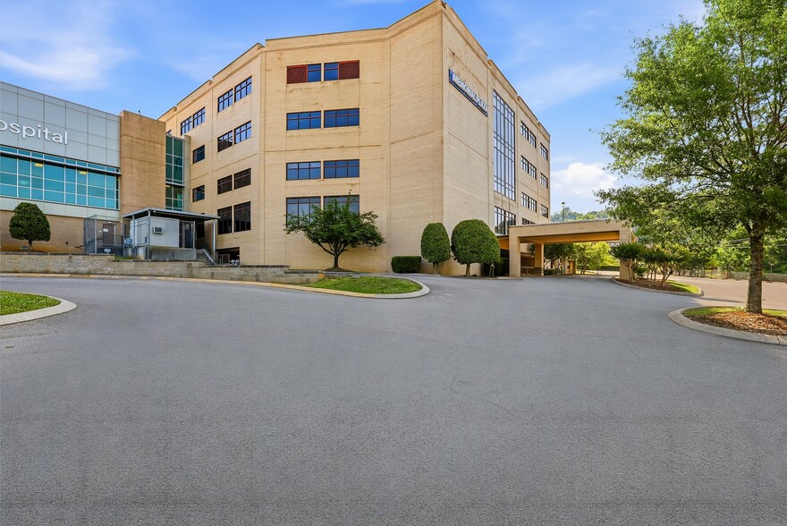 More Photos Of 605 Glenwood Ave, Chattanooga Medical For Lease