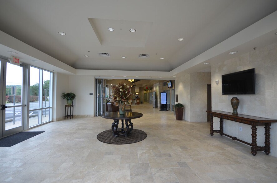 More Photos Of 2009 S Capital of Texas Hwy, Austin Office For Lease