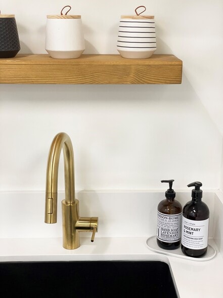 More Photos Of 1525 State St, Santa Barbara Office For Sale