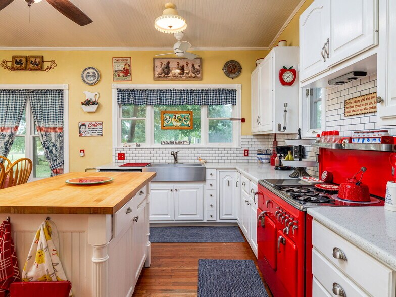 More Photos Of 1065 Pr 7041, Elgin Specialty For Sale