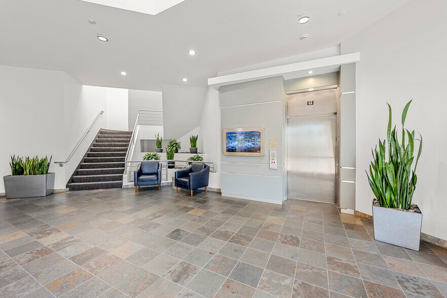 More Photos Of 5962 La Place Ct, Carlsbad Unknown For Lease