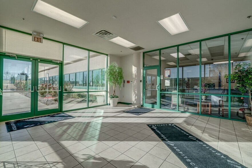 More Photos Of 3101 Technology Dr, Edmond Light Distribution For Lease