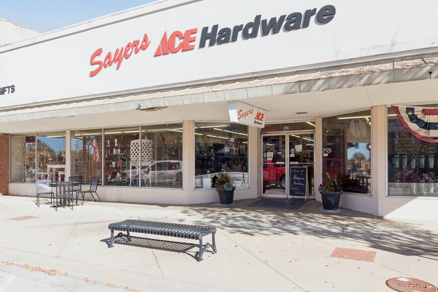 More Photos Of 314 N Penn Ave, Independence Freestanding For Sale