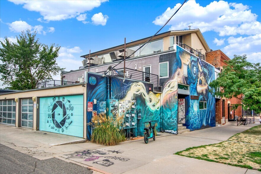 More Photos Of 1250 31st St, Denver Office For Sale