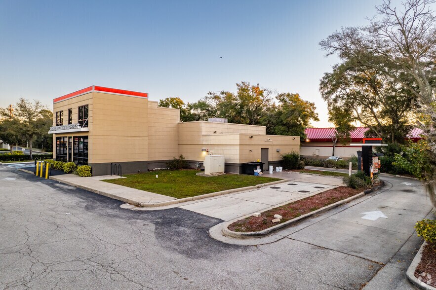 More Photos Of 3697 Lake Emma Rd, Lake Mary Unknown For Lease
