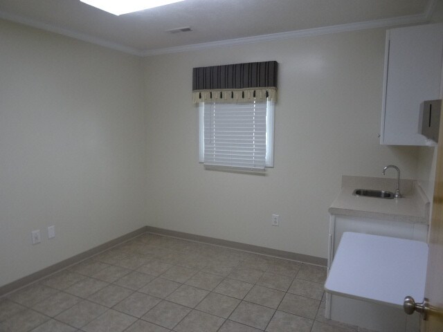 More Photos Of 1220 Walter Reed Rd, Fayetteville Office For Sale