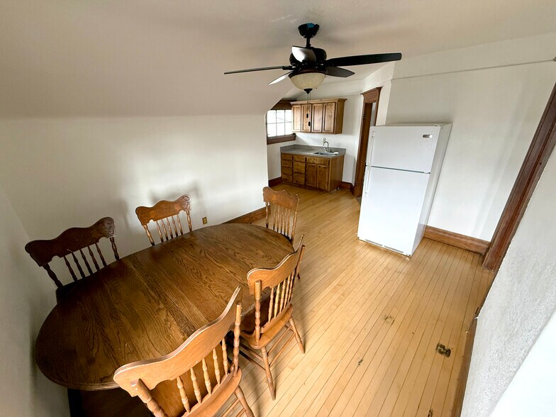 More Photos Of 1535 State St, Salem Medical For Sale