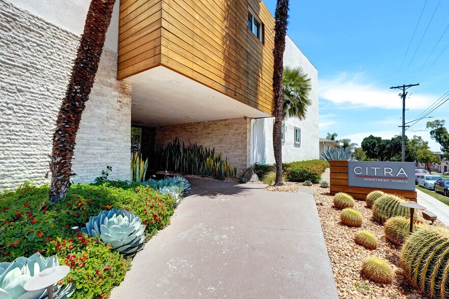 More Photos Of 700 S 6th St, Burbank Apartments For Sale