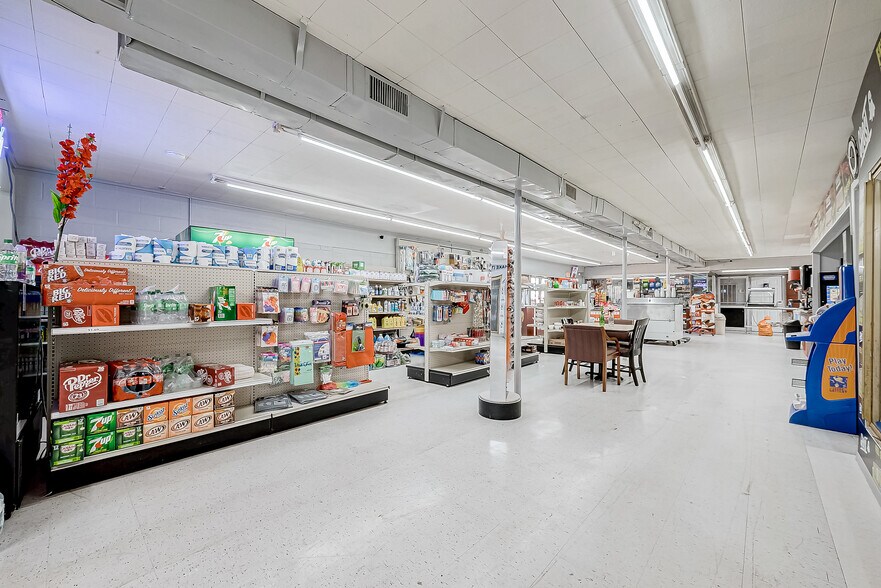 More Photos Of 4310 N Main St, Liberty Convenience Store For Sale