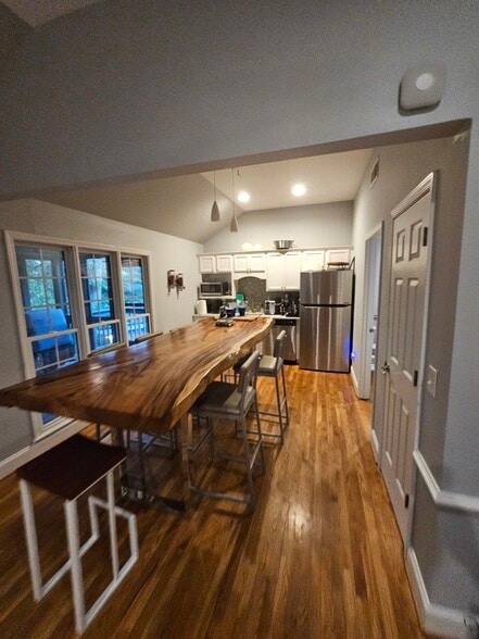 More Photos Of 35 Old Canton St, Alpharetta Office Residential For Sale