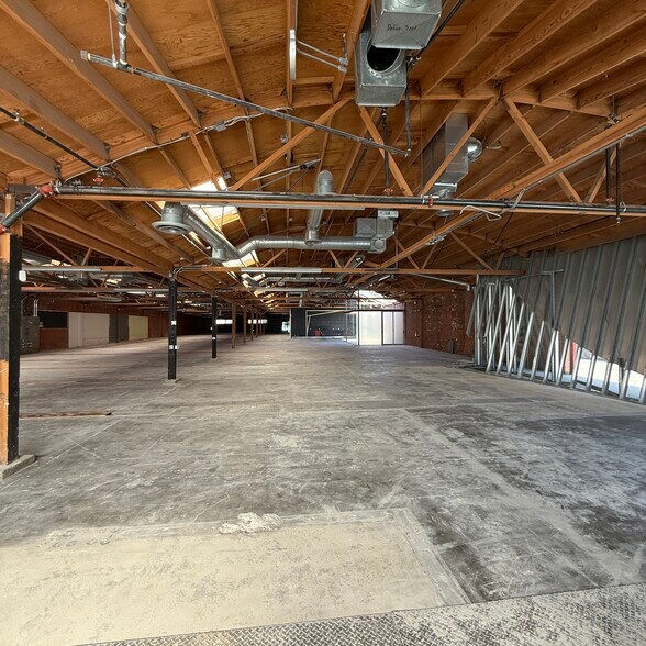 More Photos Of 4221 Redwood Ave, Los Angeles Loft Creative Space For Lease