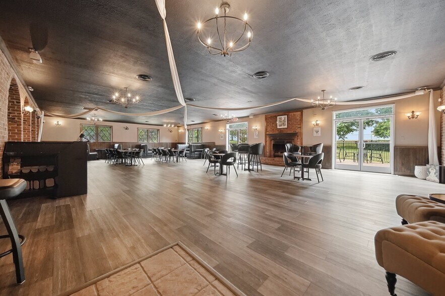 More Photos Of 2289 Saint Paul's Church Rd, Newton Restaurant For Sale